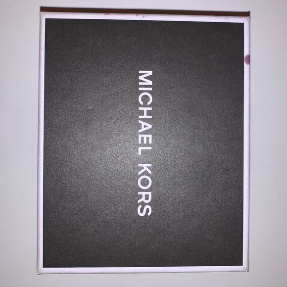 Black Michael Kors Wallet - Picture 2 of 7